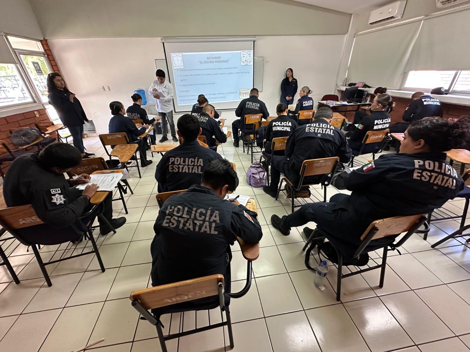 En la Universidad del Policía de Sinaloa iniciaron su formación inicial 30 agentes estatales y municipales.